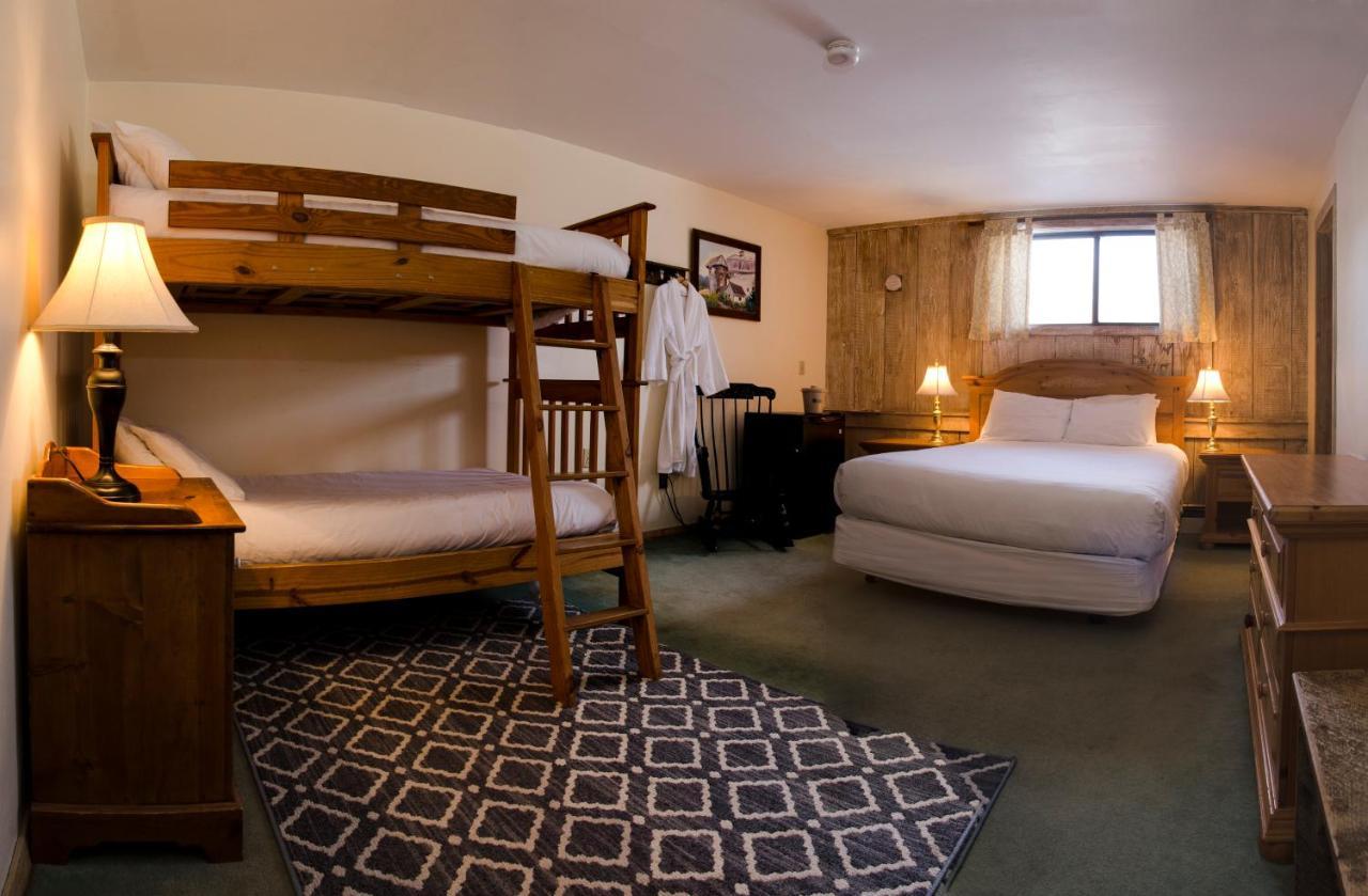 Summit Lodge Килингтън Екстериор снимка